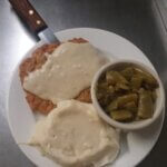 Turtle’s Laurel Hotel Restaurant