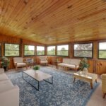 Cozy Home /w Fire Pit  & Deck