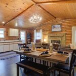 Cozy Home /w Fire Pit  & Deck